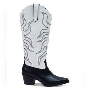 Leahne women’s embroidered pointed toe cowboy western boots